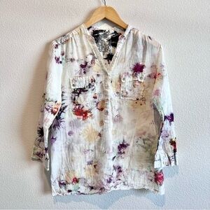 JAK Blouse Women’s Size Medium Paint Splatter Roll Tab Sleeves Lightweight